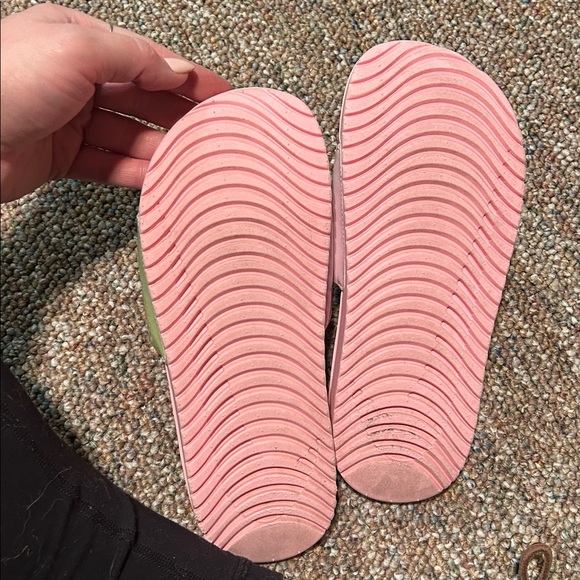 Nike slides - Picture 2 of 3